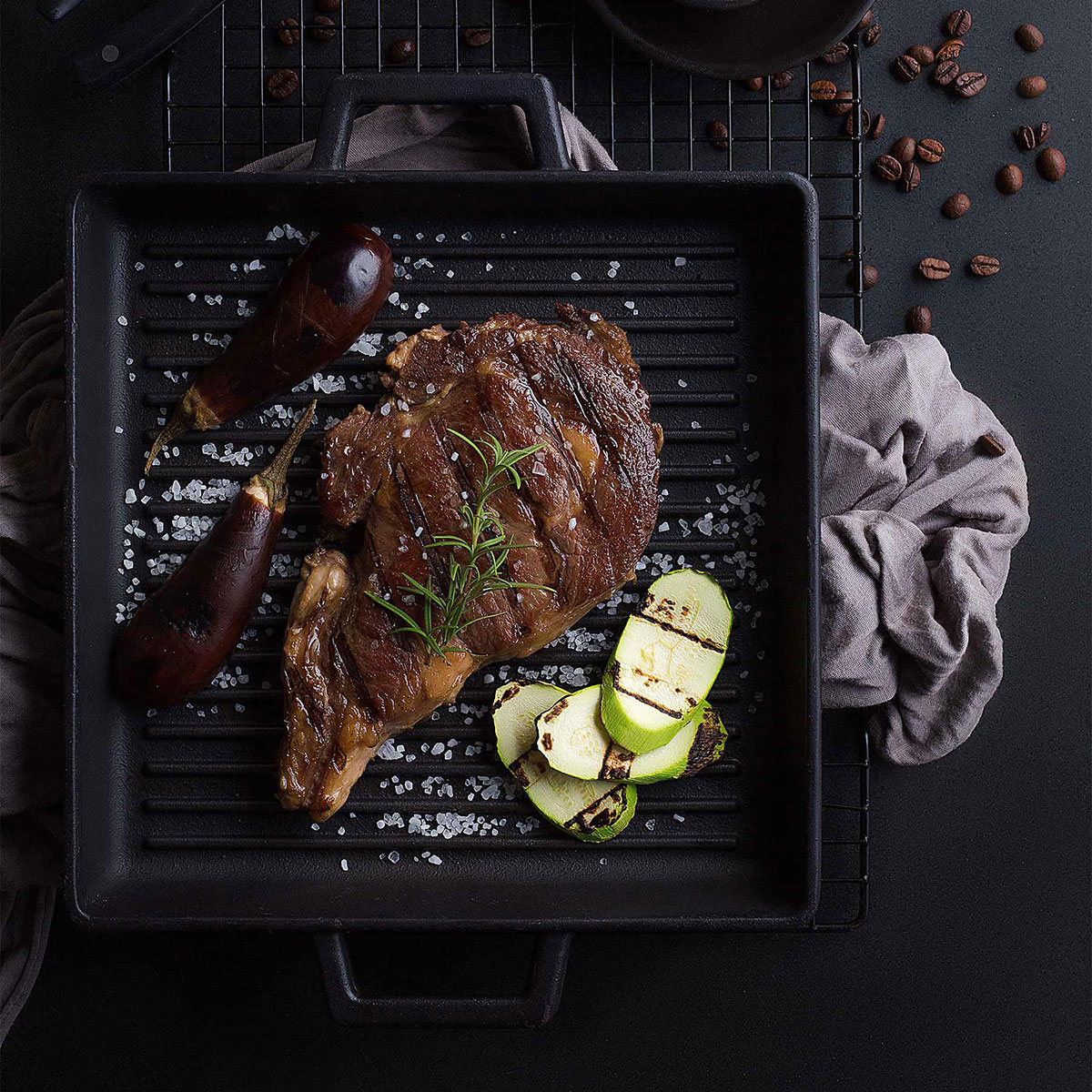 aidea beef steak with vegetables