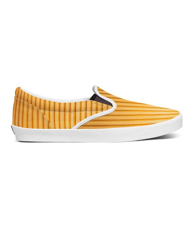 dox goldie slip on side